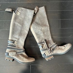 Sorel Boots | Women’s size 6.5 | Tan and grey | knee high